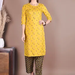 Indiwest Ethnic Motifs Printed Round Neck Kurta with Trousers-image-1