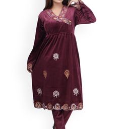 Woollen 4U Women Ethnic Motifs Embroidered Kurta with Trousers-picture-35