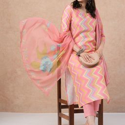 DIVASTRI Chevron Printed Round Neck Straight Kurta With Trousers With Dupatta-image-93