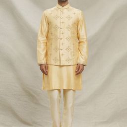 Arihant Rai Sinha Men Regular Chanderi Silk Kurta with Trousers-picture-23