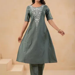 Span Women Embroidered Pure Cotton A-line Kurta with Trouser-picture-25