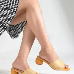 KARADDI Open Toe Block Heels-5