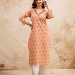 SURHI Women Floral Embroidered Thread Work Floral Kurta-image-92