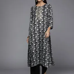 KSUT Floral Printed Thread Work Cotton Straight Kurta-18