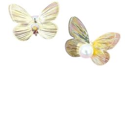 FIMBUL Set Of 2 Gold-Plated Artificial Stones Studded Floral Studs image 5