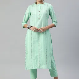 DIVASTRI Floral Printed Mandarin Collar Straight Kurta With Trousers-picture-41
