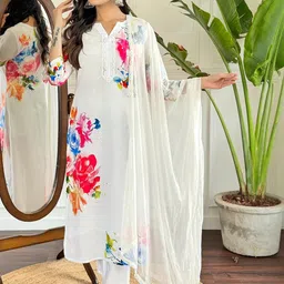 CaniBani White Kurta Sets-32