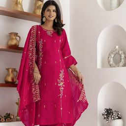 VredeVogel Floral Embroidered Round Neck Straight Kurta With Trouser And Dupatta-40