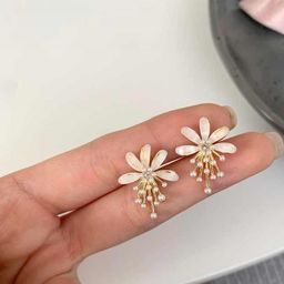 Adornity Women Floral Studs Earrings-47