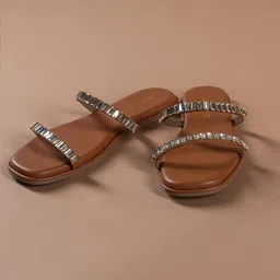 IMPERFECTO Women Embellished Open Toe Flats-image-85