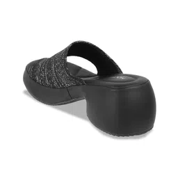 Mochi Wedge with Bows image 5