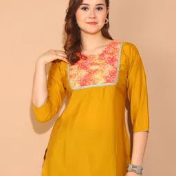 Roly Poly Bandhani Printed Straight Kurti-image-33