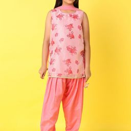 V-Mart Girls Printed Round Neck Kurta Set-image-79
