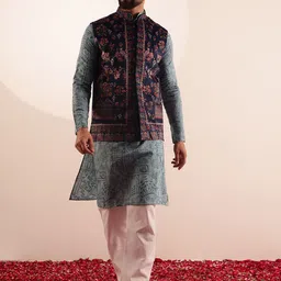 SOJANYA Men Floral Printed Kurta with Pyjama-picture-38