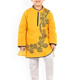 NEW GEN Boys Ethnic Motifs Embroidered Regular Kurta with Pyjamas-picture-30