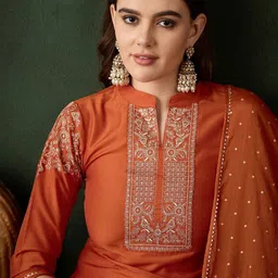 Sangria Zari Sequence Embroidered Straight Kurta & Trouser With Dupatta image 3