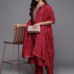 Libas Women Floral Yoke Design Regular Sequinned Kurta with Trousers  With Dupatta-20