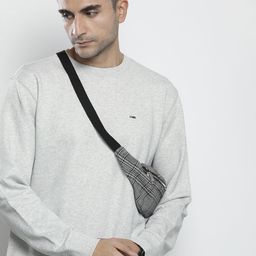 Tommy Hilfiger Pure Cotton Solid Regular Casual Sweatshirt-picture-14