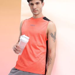 HRX by Hrithik Roshan Colourblocked Rapid-Dry Running T-shirt with Reflective Elements-picture-33