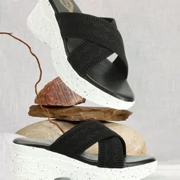 H.M. LADIES FOOTWEAR Wedge Sandals-19
