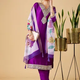 Ekta Textiles Women Paisley Regular Thread Work Kurti with Pyjamas & With Dupatta-picture-18