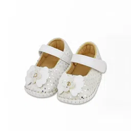 Neska Moda 6 To 12 Months Newborn Baby Girls Belly Shoe Fancy Partywear Polka Dot Sandal Booties (Toe to Heel Length - 12 cm, White)-34
