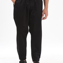COLOR HUNT Men Comfort Easy Wash Joggers Trousers-image-93