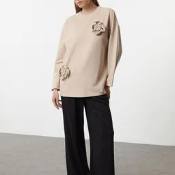 Trendyol Floral Details Sweatshirt-image-16