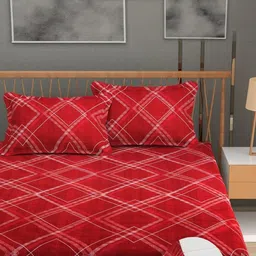 FURNOFY Red 130 GSM Polycotton Double Bedsheet with 2 Pillow Covers-picture-22