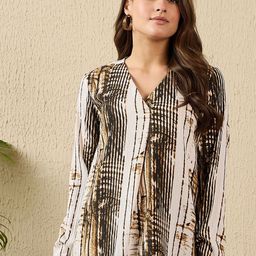 The Roadster Lifestyle Co Printed V-Neck Top-picture-14
