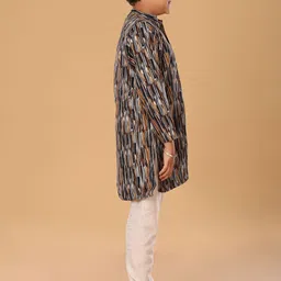 The Mini Trunk Boys Abstract Printed Kurta with Pyjama image 4