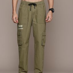 The Roadster Lifestyle Co. Men Loose Fit Cargo-Style Pure Cotton Trousers-image-91
