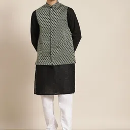 SOJANYA Men Black Ethnic Motifs Chikankari Pure Cotton Kurta with Churidar & Nehru Jacket-picture-44