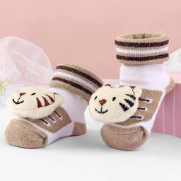 Cute Walk by Babyhug Ankle Length  Sock Shoes With Tiger Applique - Brown-image-63