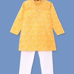 Robo Fry Silk Full Sleeves Sequinned Kurta Pyjama Set - Golden-picture-17