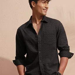 HIGHLANDER Self Design Cutaway Collar Dobby Casual Cotton Shirt-image-45