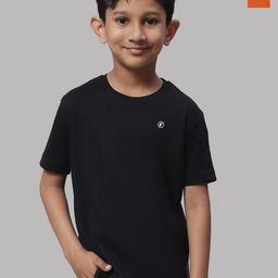 Friskers Boys Black 2 Pockets T-shirt-image-86