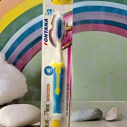 Yunicorn Max Pen Soft Bristles Toothbrush-Colour may vary-image-9
