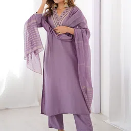 Wedani Women Ethnic Motifs Embroidered Sequinned Kurta with Trousers & Dupatta-picture-23