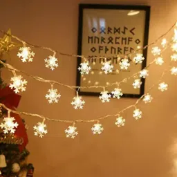 NSCC 3 m Plastic ‎Corded Electric Plug-in Mode LED Snowflake String Light 14 LEDs Warm White-0
