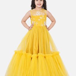 Bitiya By Bhama Net Woven Sleeveless Floral Embroidered Ruffles Detailed Gown - Yellow-image-32