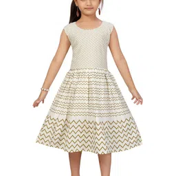 HERE&NOW Print Fit & Flare Midi Dress-image-42