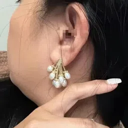 ONUYX Cluster Drop Earrings-image-30