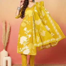 Sangria Printed 100% Cotton Patch Work Kurta With Trouser & Dupatta-image-3