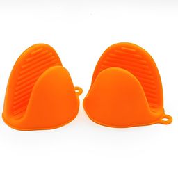 SYGA Set of 2 Silicone Pinch Grip Mitten Oven Mitt Gripper Grip Kitchen Potholder Utensil Tool, Orange - 2 Pcs-image-39