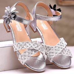 Cute Walk by Babyhug Party Wear Sandals Floral Appliques - Silver-image-64