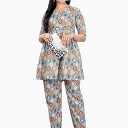 KANUDA Women Black Poly Crepe Kurta Sets-picture-31