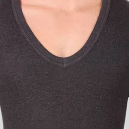 inner element V-Neck Thermal Set image 2
