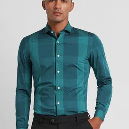 Peter England Men Slim Fit Spread Collar Checked Cotton Formal Shirt-image-4