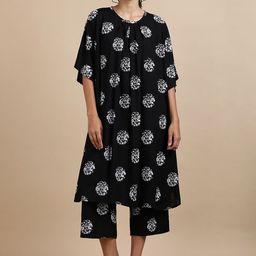 BLACK & BLAH BLAH Women Floral Printed Regular Kurta with Trousers-42